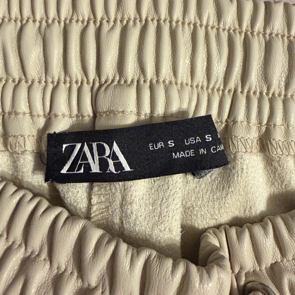 Zara Men's Beige Jogger Pants - Picture 3 of 3